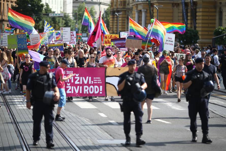 Nekoliko tisuća ljudi u Povorci ponosa: Želimo ljubav i slobodu