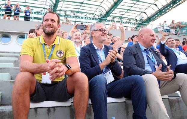 Zagreb: Svečano otvorenje Europskog sveučilišnog prvenstva u veslanju