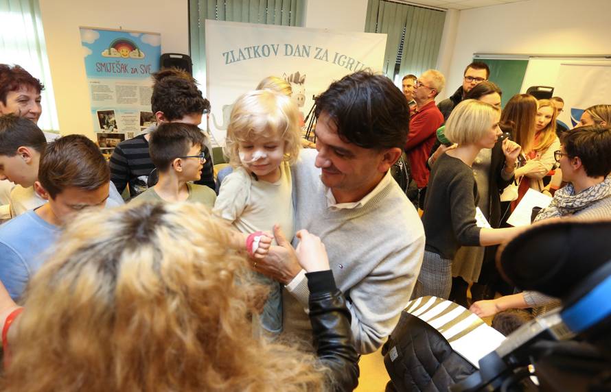 Zagreb: Zlatko DaliÄ predstavio slikovnicu o rijetkoj bolesti SMA