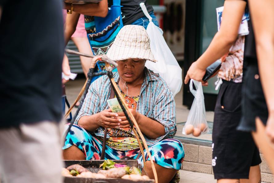 Phuket, Tajland: Od cjenkanja do masaže sa 'sretnim krajem'