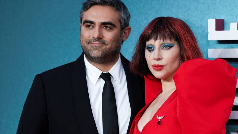 Lady Gaga kćer je dobila putem surogat majke, a njeni najbliži za vijest su saznali iz medija...