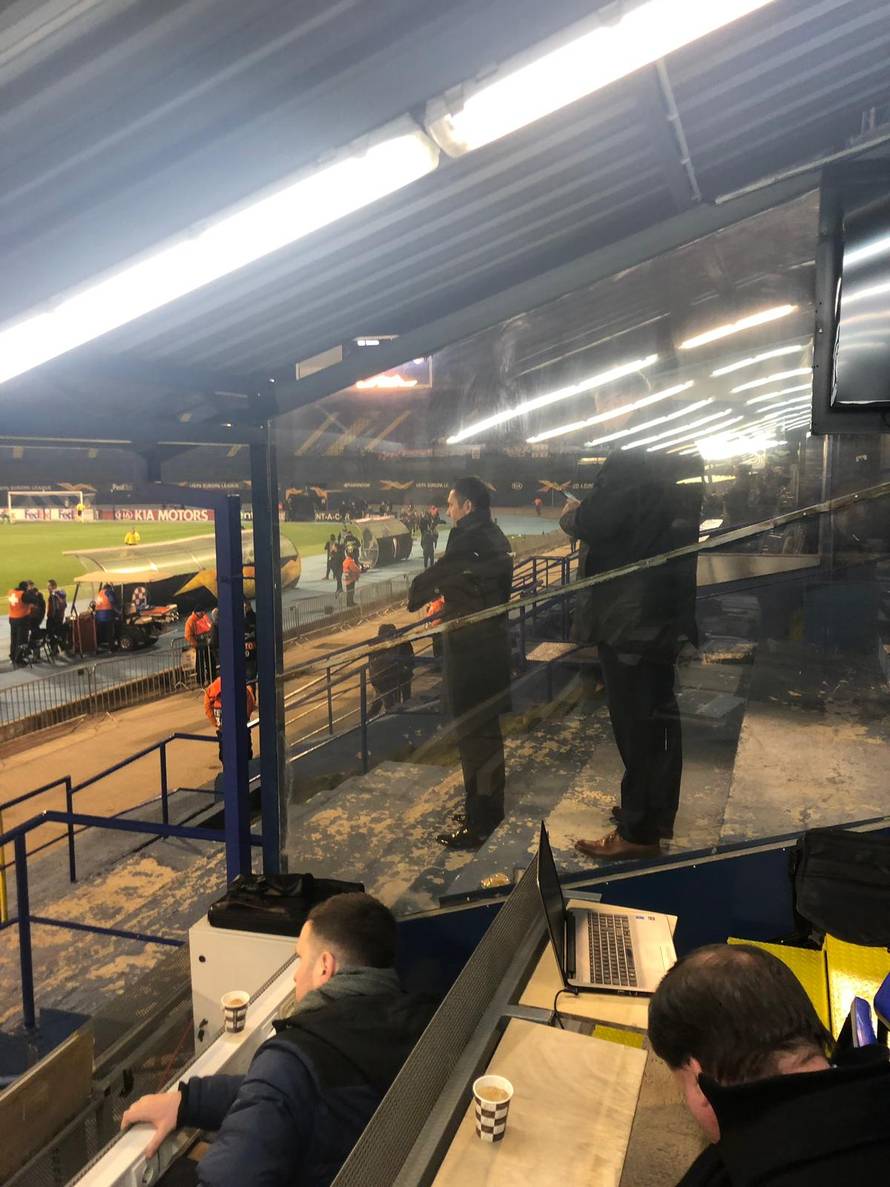 Voki-toki Bjelica: Halo, klupa, čujemo se? Čujemo, sve štima