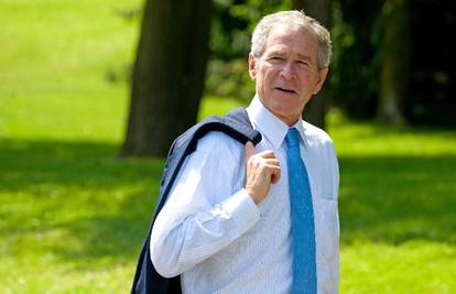 G. Bush potpisao zakon za spas hipotekarnih kredita