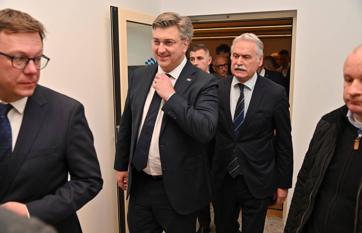 Plenković: 'Demografska revitalizacija najvažnija je tema za budućnost Hrvatske'