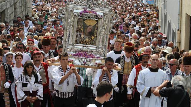 Danas je blagdan Velike Gospe: Znate li što vjernici točno slave?