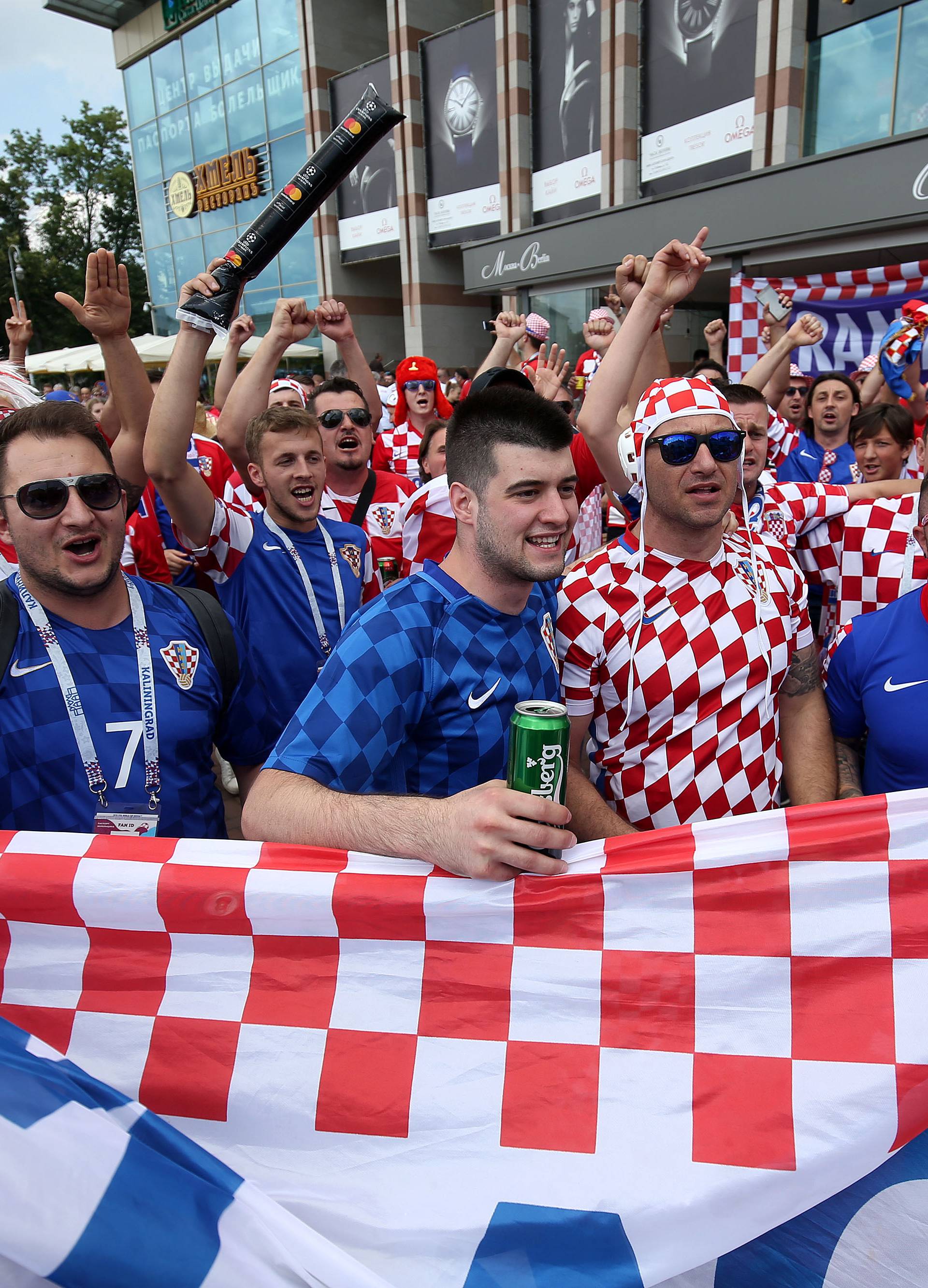 Dajte nam tog Messija! Vatreni srušili Nigeriju na startu SP-a