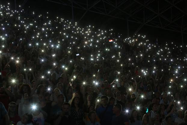 Split: Na Poljudu odrÅ¾an humanitarni koncert "To je moja zemlja"