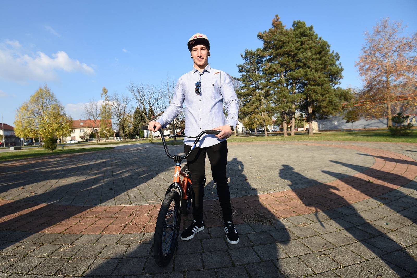 Varaždin: Svjetski BMX prvak Marin Ranteš postavio kamen temeljac za budući skate park