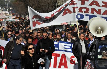 Što je previše, previše je: Prvi štrajk od pada Papandreoua