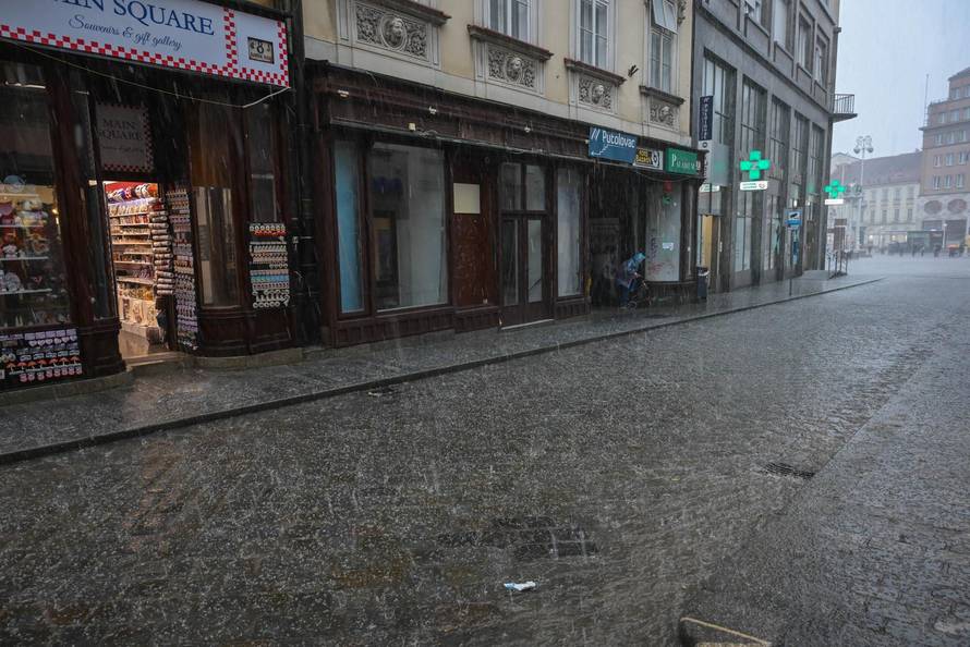 Nevrijeme pogodilo Zagreb