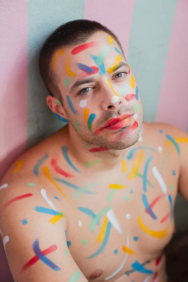 FOTO Ovo još niste vidjeli! Evo kako su naši slavni pozirali