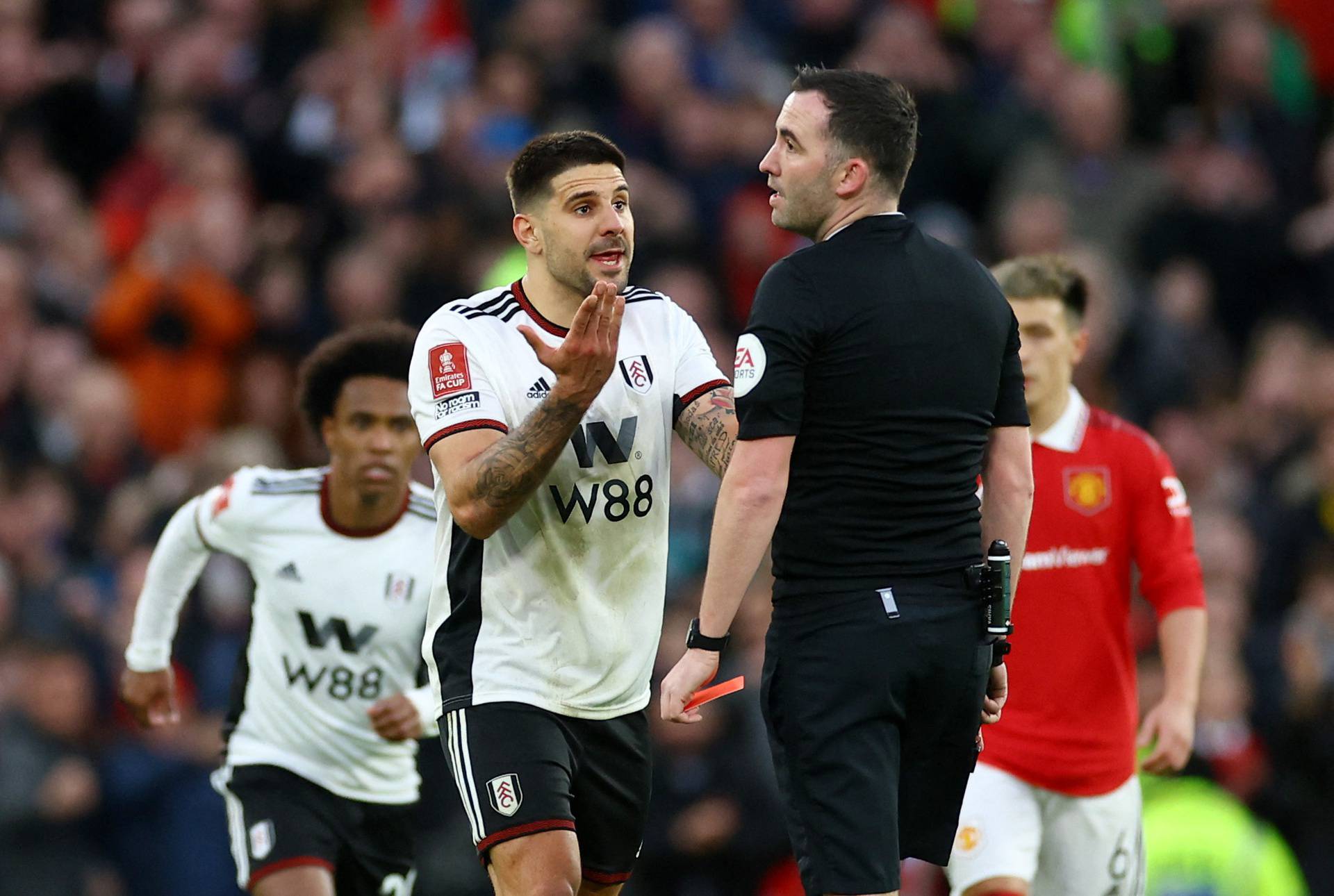 FA Cup - Quarter-Final - Manchester United v Fulham