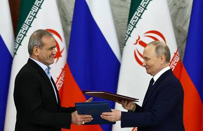 Sad je savez i služben. Rusija i Iran potpisali sporazum o strateškoj suradnji na 20 godina