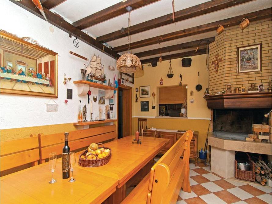 Rent-a-pašnjak: Ovako izgleda vila Lovre Kuščevića na Braču