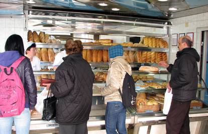 U Osijeku i Slavonskom Brodu pekari podigli cijene kruha