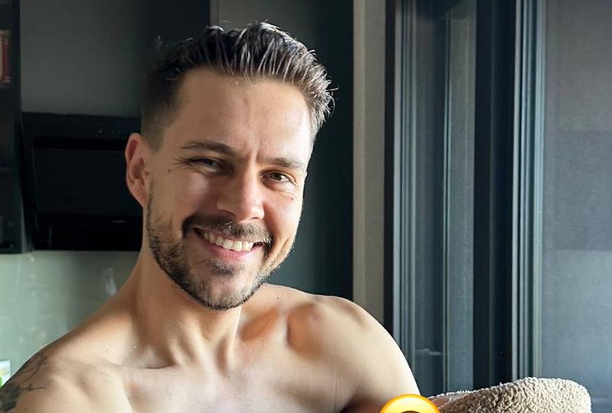 Miloš Biković pokazao svog sina