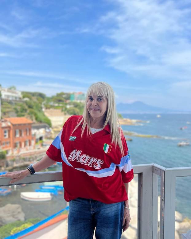 FOTO Tko je tko u obitelji Diega Maradone? Četiri žene i 11 djece čekaju presudu za njegovu smrt