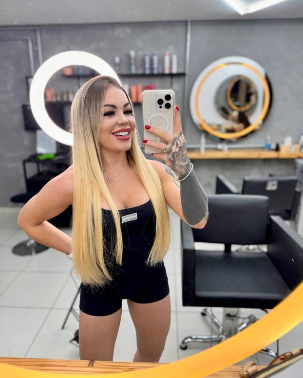 FOTO Brazilka upozorava: Ne snimajte na - 10 na snijegu! Ja sam dobila ozebline na guzi...'