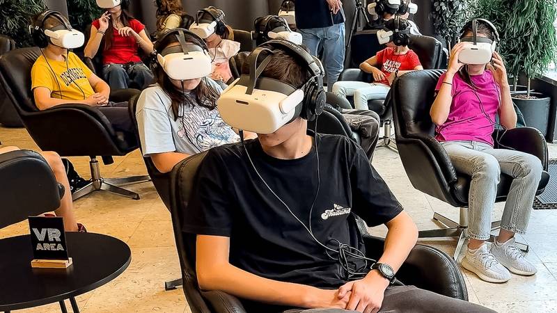 vr kino skole ucenik