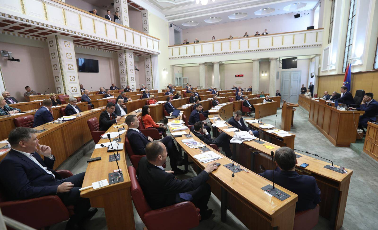 Zastupnici izglasali: Sabor se raspušta sa 105 glasova 'za'