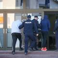 Pali zagrebački dileri: Policija u stanu našla više od 100 kila različitih droga i hrpu oružja
