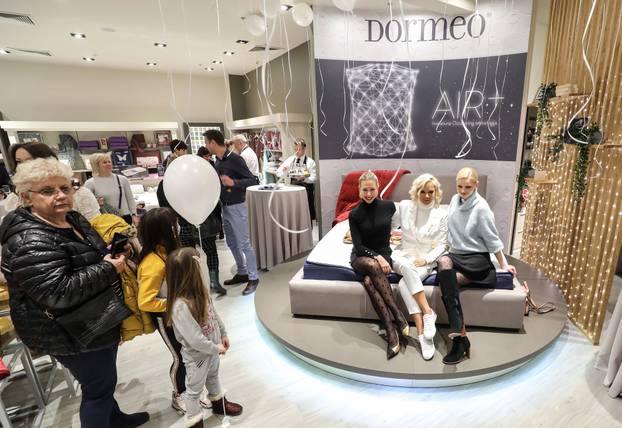 Zagreb: Poznati na otvorenju Dormeo Home trgovine u Arena centru