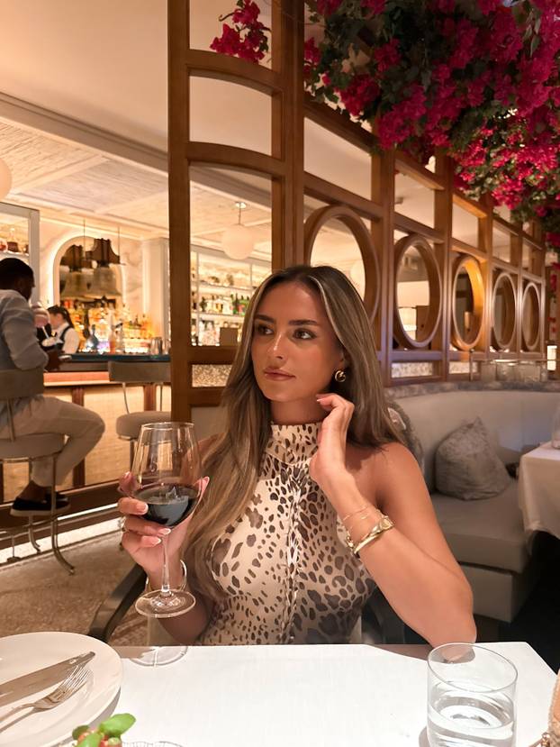 FOTO Engleski reprezentativac u vezi s modelom. Nakon što su bili zajedno zabio je dva gola