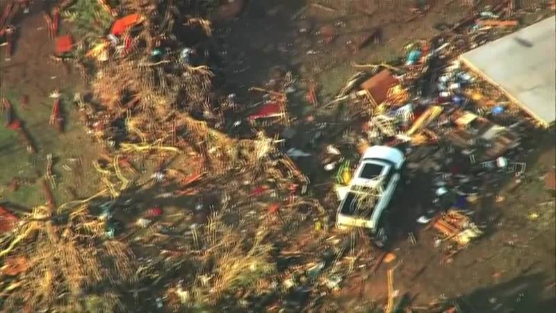 VIDEO Zabilježili 17 tornada u SAD-u, pogledaj pustoš iza njih