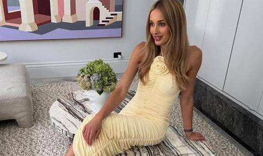 FOTO Svi su ludi za njom! Evo kako je mama &ccaron;etvero djece postala Instagram senzacija