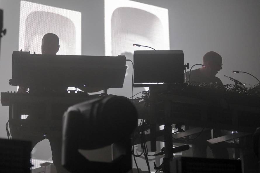 Zagreb: Manchesterski DJ duo The Chemical Brothers odrÅ¾ao koncert u Domu sportova