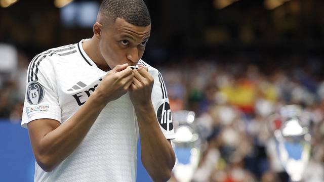 Real Madrid unveil Kylian Mbappe