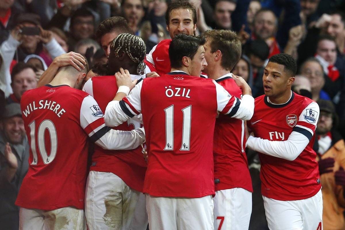 Jelavić debitirao porazom, Arsenal zadržao prvo mjesto...