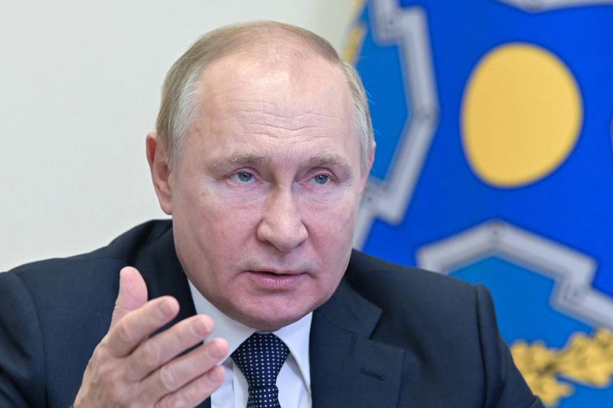 Putin naredio svojoj administraciji da mu u roku od dva dana sastave popis zemalja koje su uvele sankcije Rusiji.