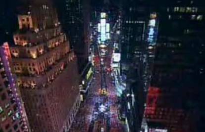Milijun ljudi u središtu New Yorka dočekalo 2008. 
