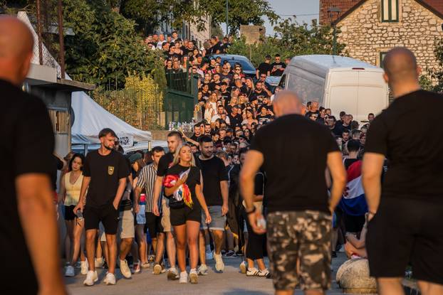 Atmosfera u Imotskom uoči koncerta Marka Perkovića Thomsona