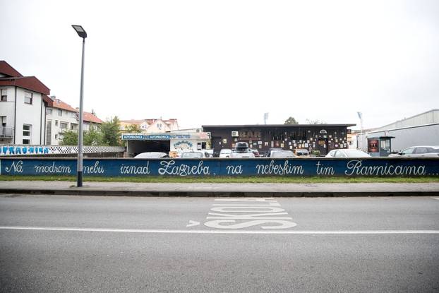 Murali i grafiti Bad Blue Boysa posvećeni Dinamu