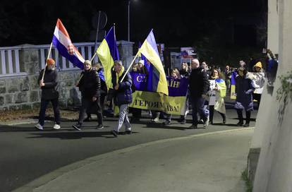 1000 dana rata: Prosvjedni skup protiv ruske agresije, pogledajte prizore iz Zagreba