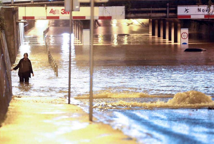 Jutro nakon poplave u Zagrebu: Saniraju Miramarsku ulicu