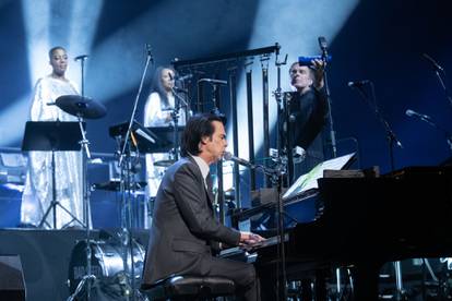 Nick Cave & The Bad Seeds stigli pred Zagrepčane! Pogledajte kakvu su atmosferu stvorili...