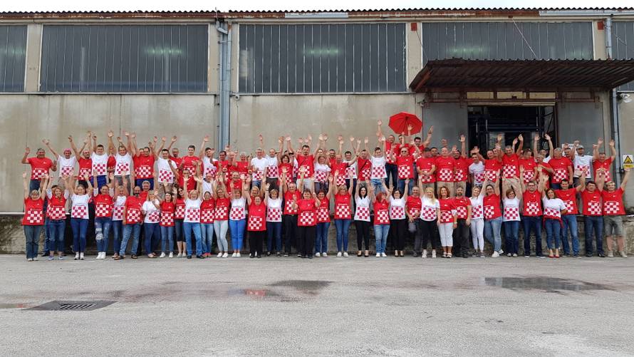 'Crven-bijeli' trg u Moskvi: Za Hrvate navijao i Steven Seagal