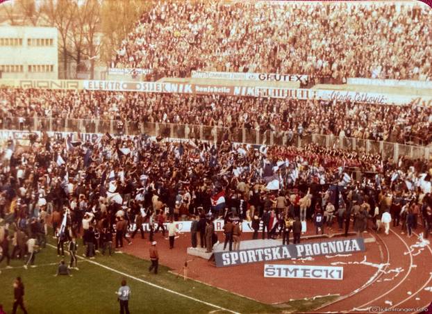 Ekskluzivne fotografije: Ovako je Maksimir na današnji dan 1982. slavio naslov prvaka...