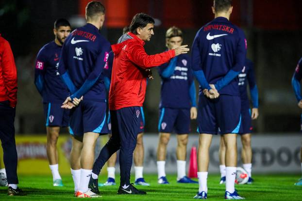 Zagreb: Trening nogometne reprezentacije na terenu Hitrec Kacijan
