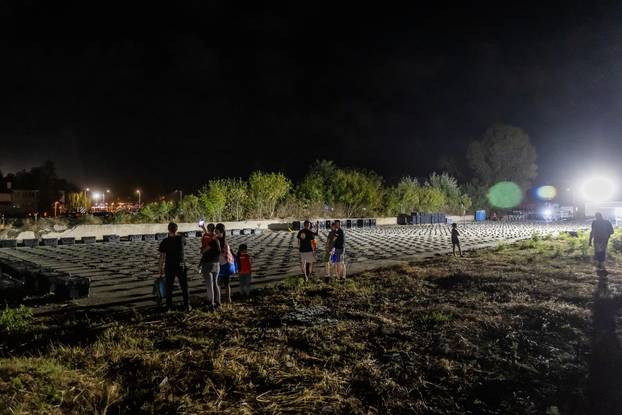 Vukovar.  1600 dronova nakon završetka Koncerta. 