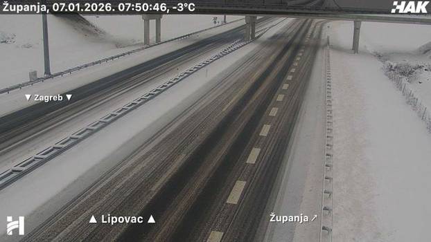 FOTO Autoceste diljem Hrvatske zametene snijegom, pogledajte