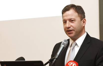 Panenić:  Hrvatska će dovršiti plutajući LNG terminal u 2018.