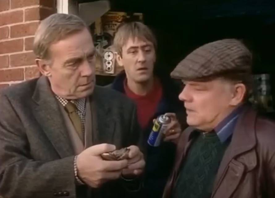 Preminuo je Michael Jayston, zvijezda kultne serije 'Mućke'