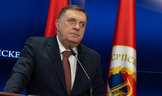 Bjegunac Dodik: 'Interpol neće raspisati tjeralicu protiv mene, Vučić me upravo obavijestio'