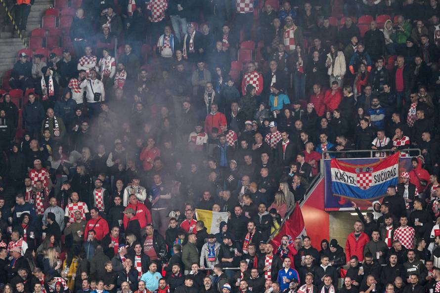 Prag: Atmosfera na tribinama tijekom susreta Češke i Hrvatske u kvalifikacijama za FIFA Svjetsko prvenstvo