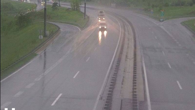 HAK: Oprez na A1 kod Otočca, vozač vozi u suprotnom smjeru 15 snimka zaslona 2025 05 06 075004.png