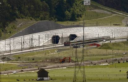 To je najduži željeznički tunel na svijetu: Gradili ga 17 godina